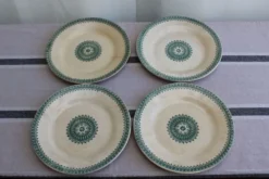 Lot de 4 assiettes à dessert