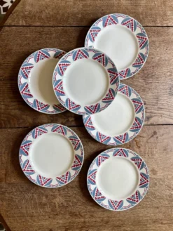 Lot de 6 assiettes à dessert anciennes - Toulouse de Saint Amand Céranord.