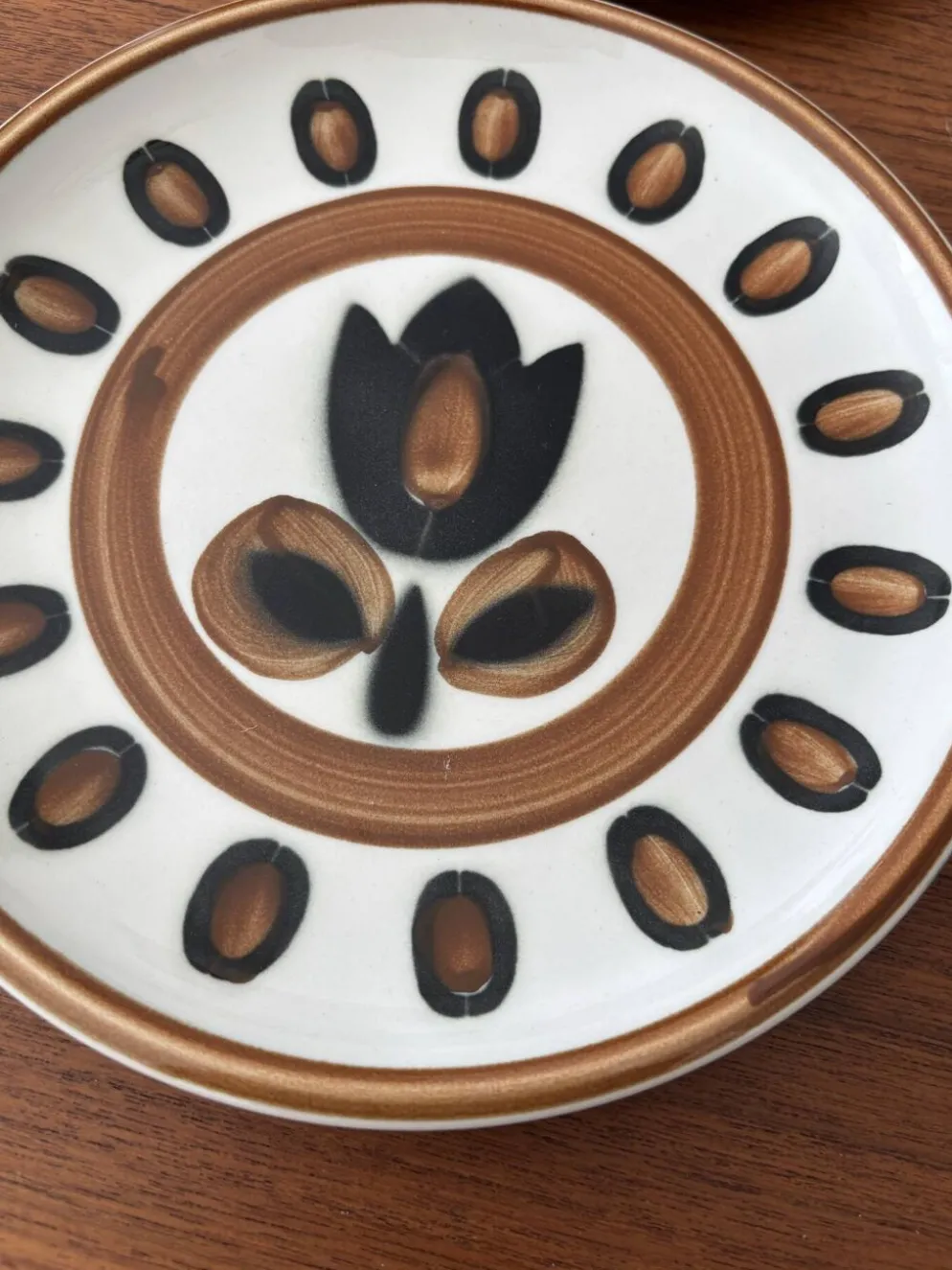 Lot de 4 assiettes à dessert boch La Louvière modèle kimono