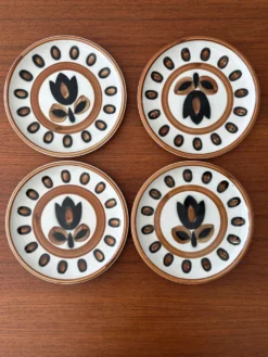Lot de 4 assiettes à dessert boch La Louvière modèle kimono