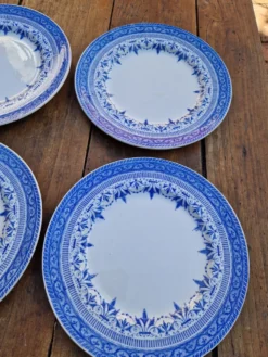 Lot De 4 Assiettes À Dessert Creuil Et Montereau