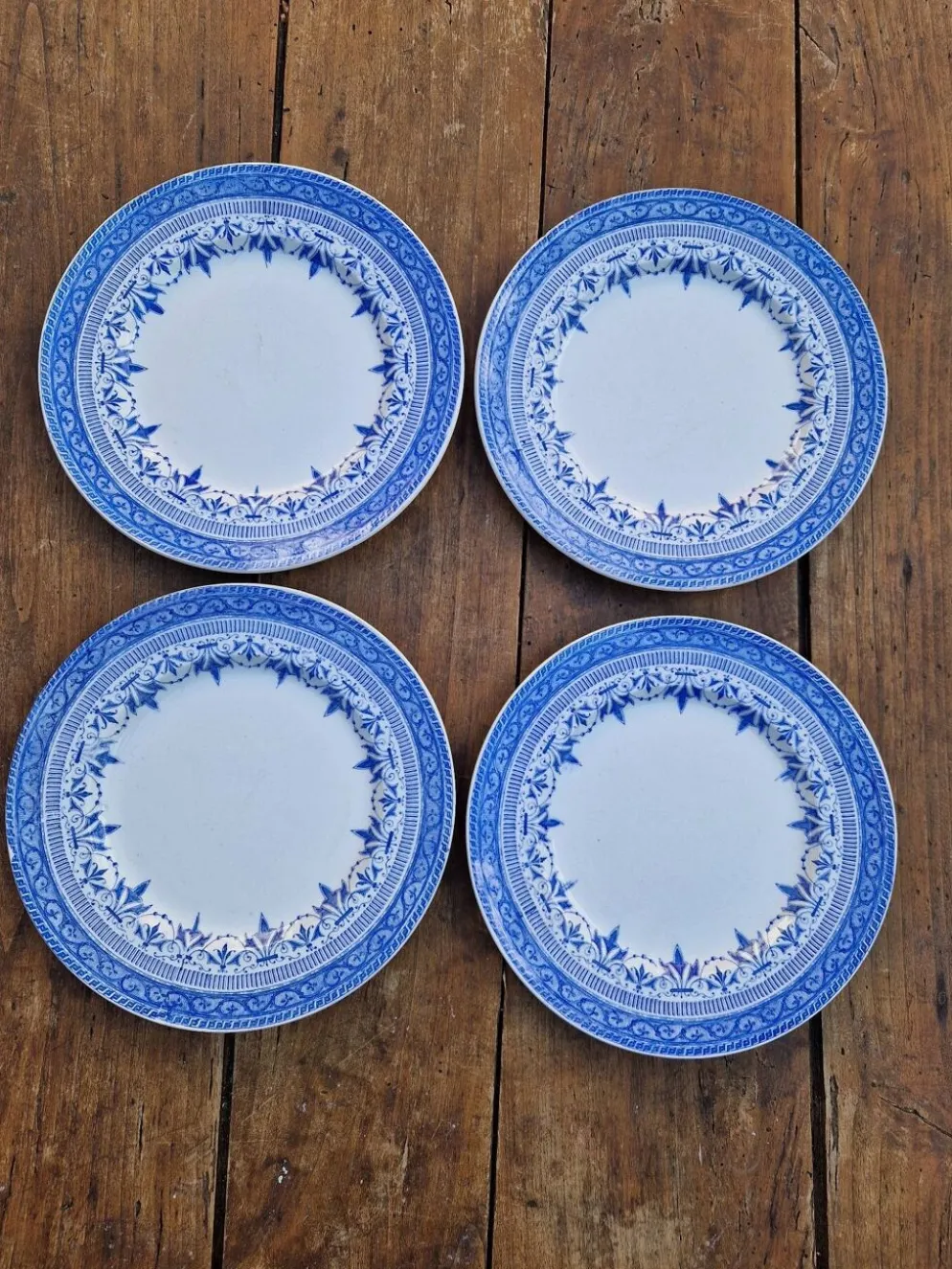 Lot De 4 Assiettes À Dessert Creuil Et Montereau