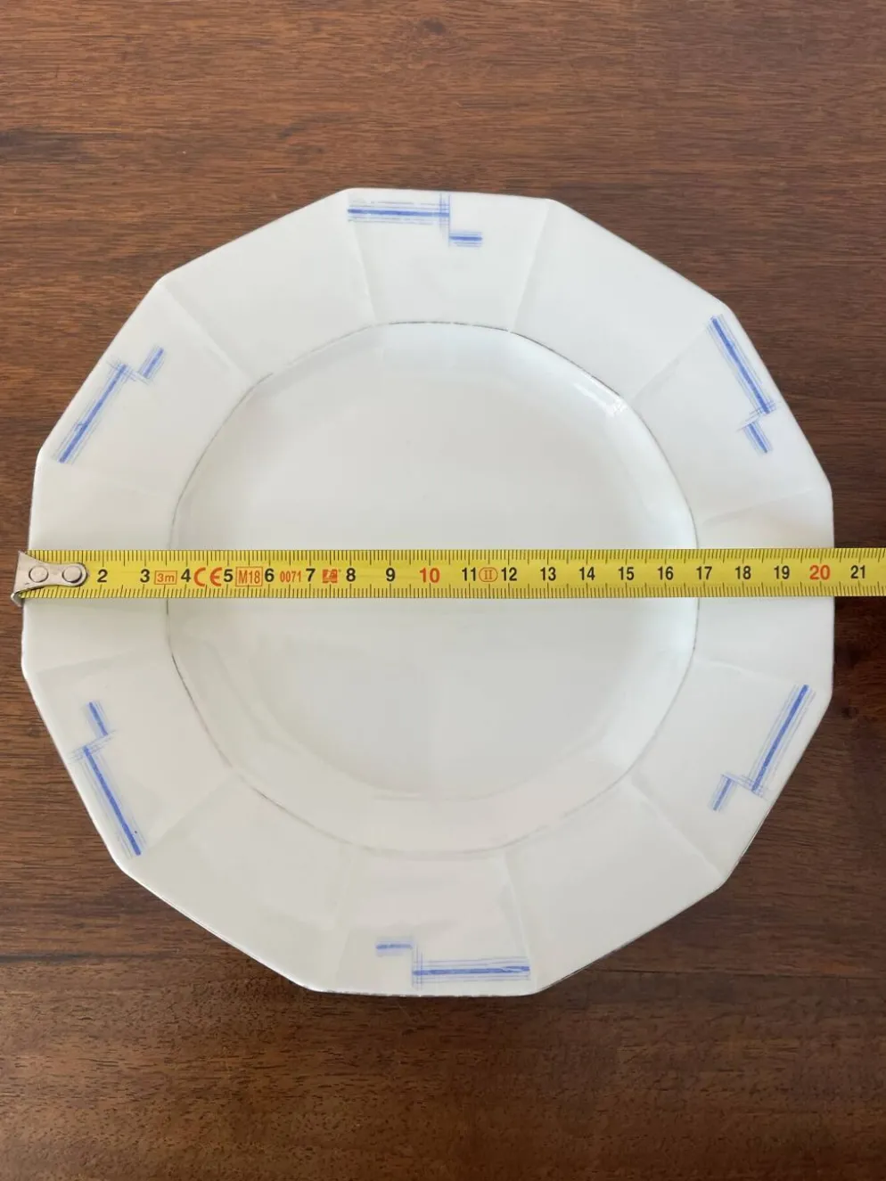 Lot de 2 assiettes à dessert porcelaine Art Deco