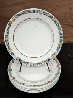 Lot de 6 assiettes à dessert St Amand Céranor Modèle Parame