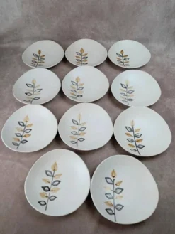 Lot de 11 assiettes à dessert vintage Niderviller – années 70 – style Capron Vallauris