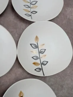 Lot de 11 assiettes à dessert vintage Niderviller – années 70 – style Capron Vallauris
