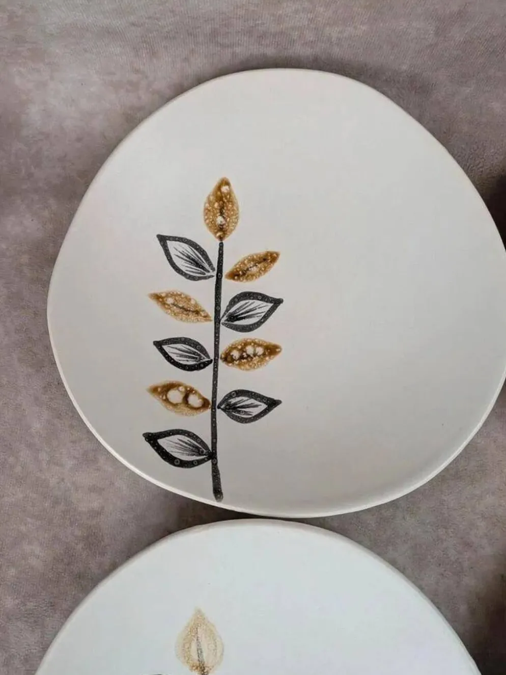 Lot de 11 assiettes à dessert vintage Niderviller – années 70 – style Capron Vallauris