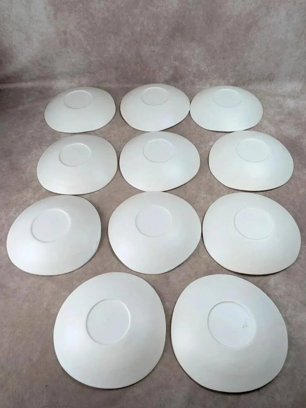 Lot de 11 assiettes à dessert vintage Niderviller – années 70 – style Capron Vallauris