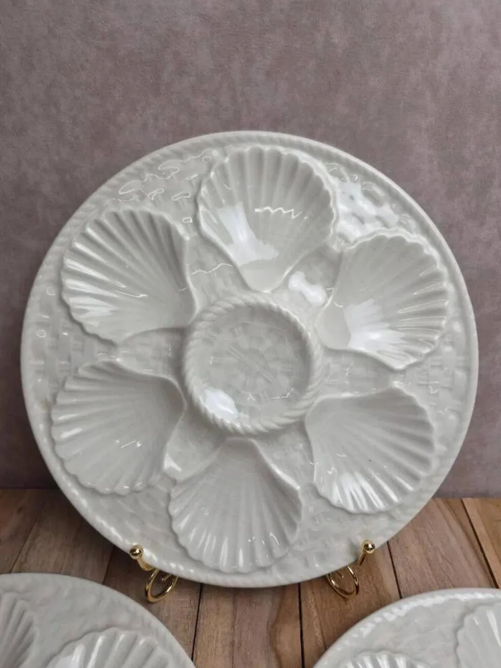 Lot de 3 assiettes à huîtres / coquillages Chantilly France – blanc craquelé
