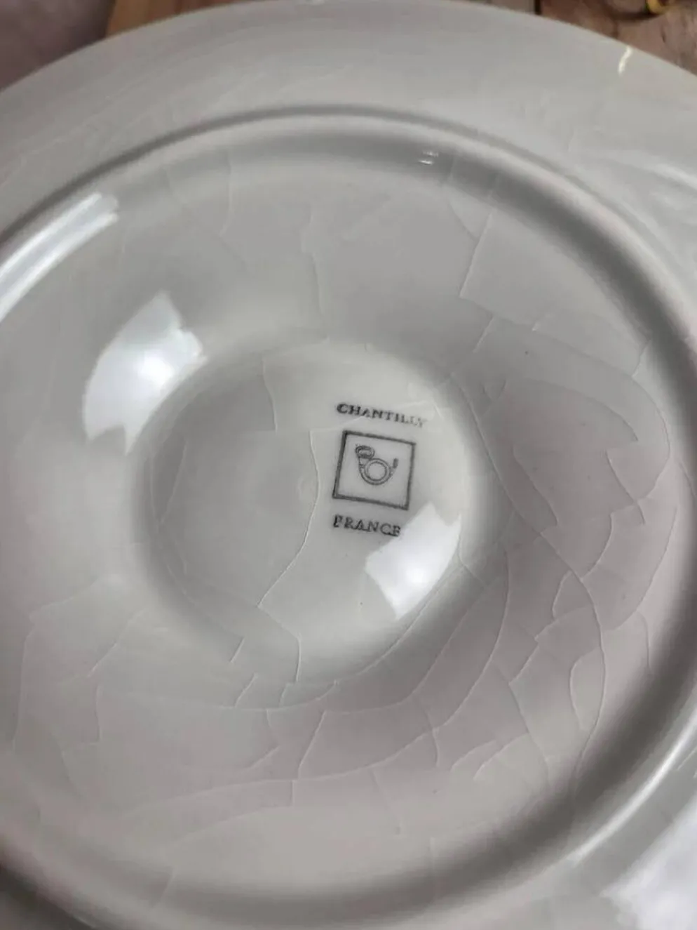 Lot de 3 assiettes à huîtres / coquillages Chantilly France – blanc craquelé