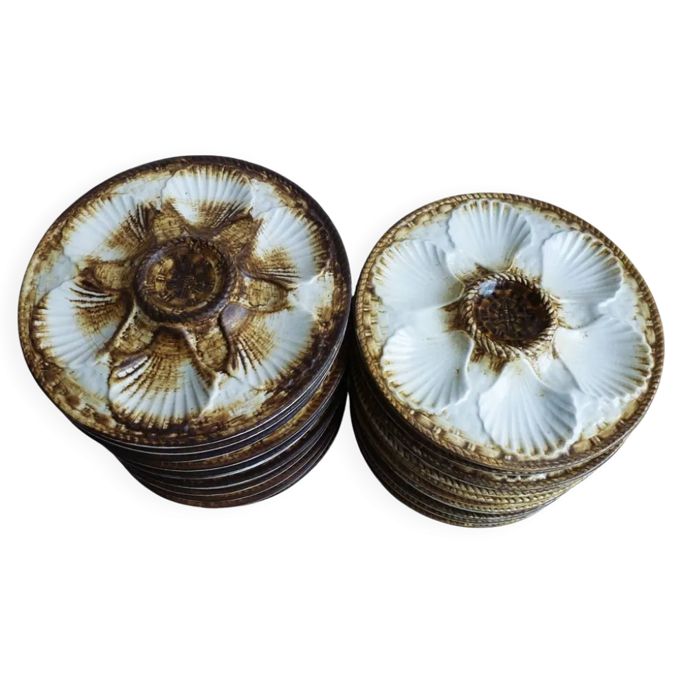 Lot de 2 assiettes à huîtres Longchamp, assiettes vintage à coquillage.