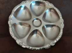 Lot de 5 assiettes huîtres métal