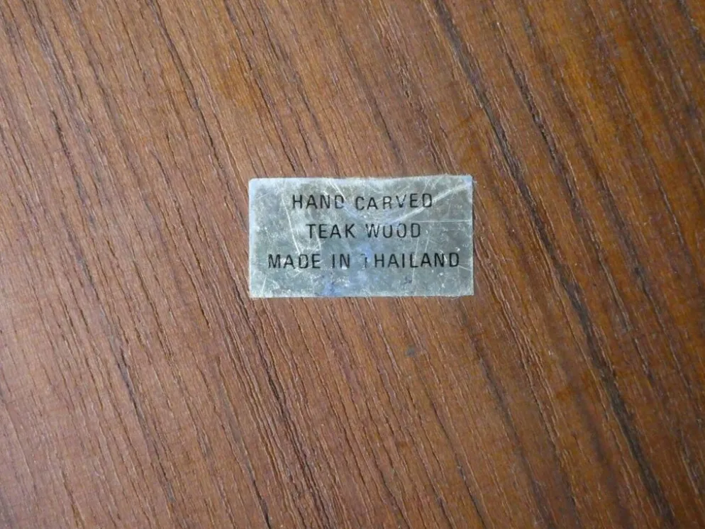 Lot de 4 assiettes ou plats de service en teck, années 70-80