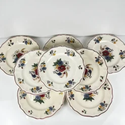 Lot de 8 assiettes plates