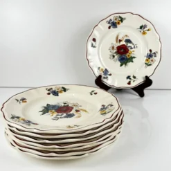 Lot de 8 assiettes plates