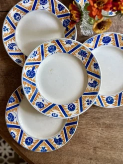 Lot de 8 assiettes plates anciennes - Canada de Moulin des Loups
