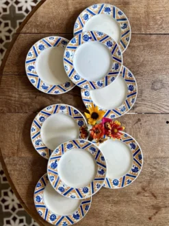 Lot de 8 assiettes plates anciennes - Canada de Moulin des Loups