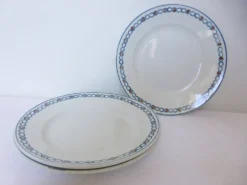Lot de 3 assiettes plates de Longwy modèle Florea 210640