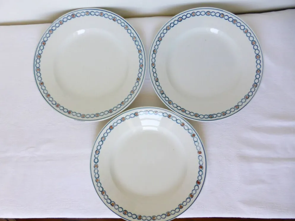 Lot de 3 assiettes plates de Longwy modèle Florea 210640