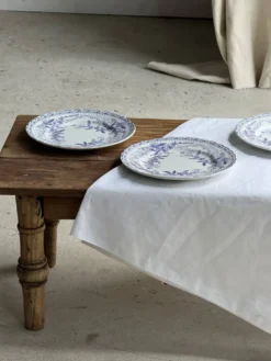 Lot de 5 assiettes plates en faïence à décor floral couleur lavande H2 D22