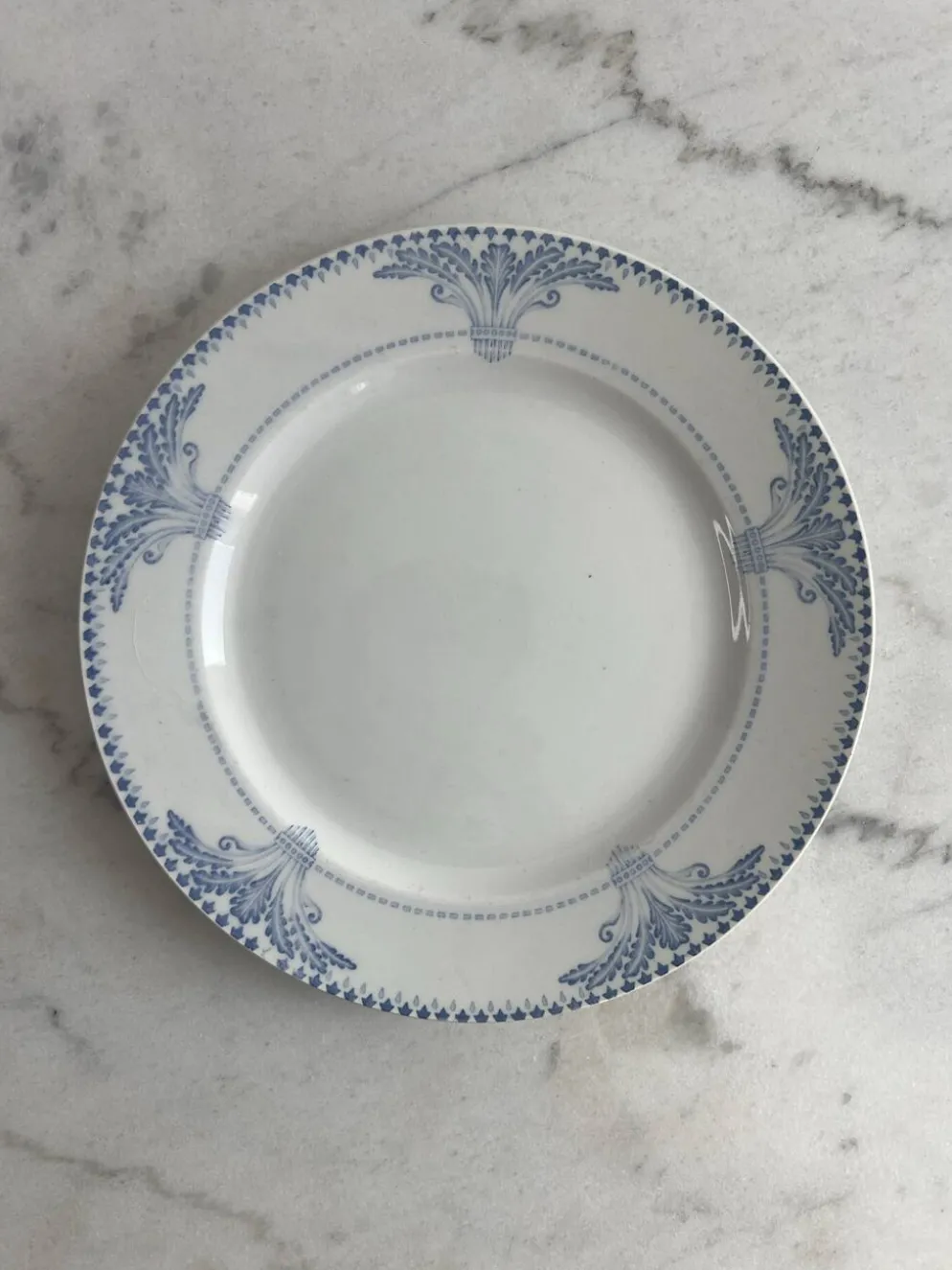 Lot de 11 assiettes plates Service Windsor Creil et Montereau 24,5cm