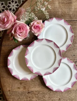 Lot de 4 assiettes plates vintage en porcelaine de Limoges