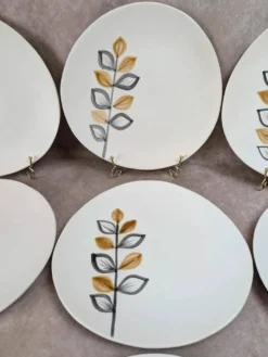Lot de 12 assiettes plates vintage Niderviller – années 70 – style Capron Vallauris