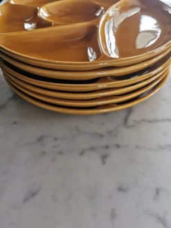 Lot de 6 assiettes rondes à compartiments Gien France