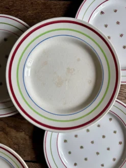 Lot de 6 assiettes vintage à dessert dépareillées (L7)