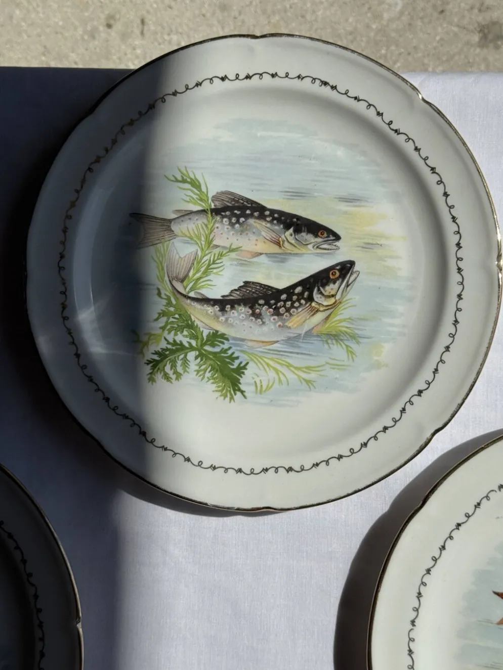 Lot de 6 assiettes vintage en porcelaine de Limoges à décor de poissons