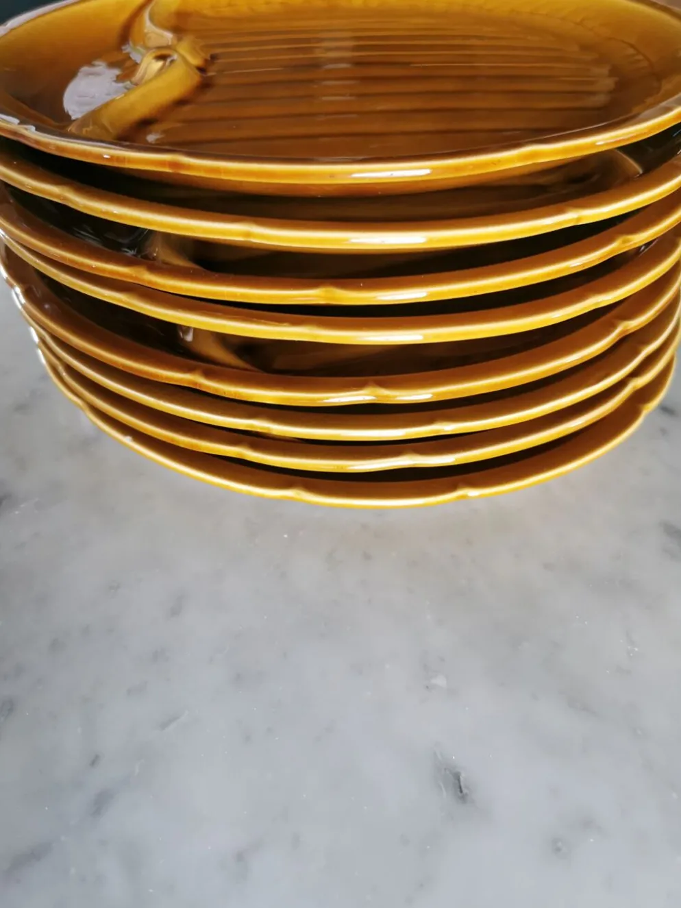 Lot de 8 assiettes Vintage Gien France