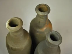 Lot de 3 BOUTEILLES anciennes en GRES de Ger