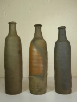 Lot de 3 BOUTEILLES anciennes en GRES de Ger
