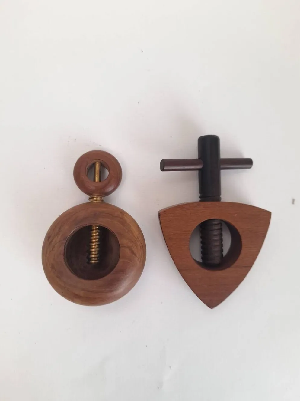 Lot de 2 casse-noix danois Trip Trap
