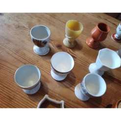 Lot de 38 coquetiers