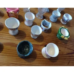 Lot de 38 coquetiers