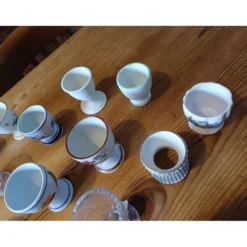 Lot de 38 coquetiers