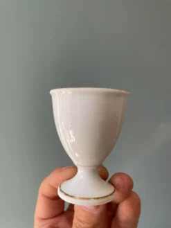 Lot de 13 coquetiers anciens sur pied