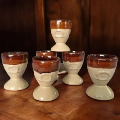 Lot de coquetiers Asie
