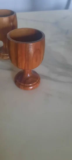 Lot de coquetiers en bois
