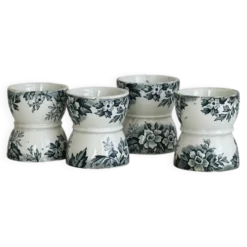 Lot de 4 coquetiers en faïence ancienne