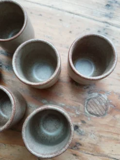 Lot de 6 coquetiers en grès