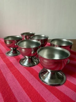 Lot de 6 coquetiers en inox