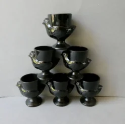 Lot de 6 coquetiers en verre opalin noir, France, années 70