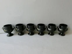 Lot de 6 coquetiers en verre opalin noir, France, années 70