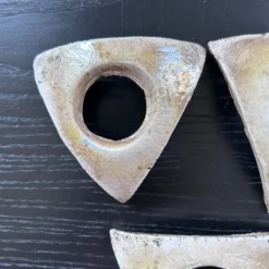 Lot de 3 coquetiers signés en raku
