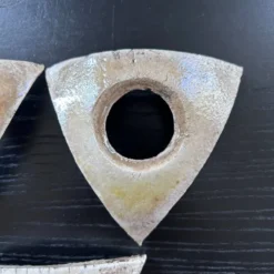 Lot de 3 coquetiers signés en raku