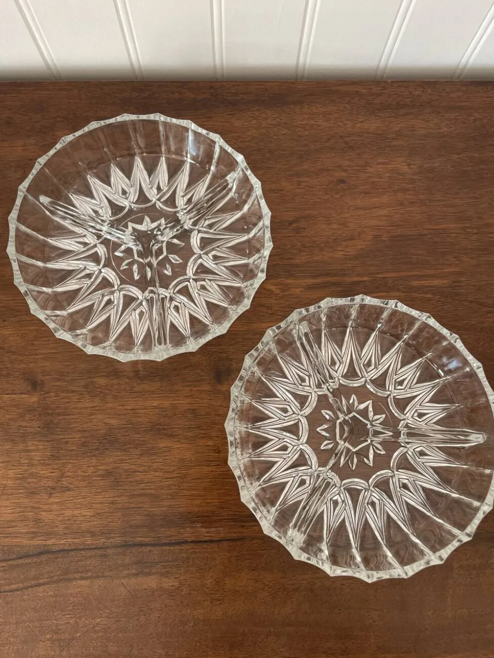 Lot de 2 coupelles anciennes en verre