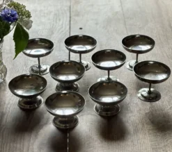 Lot de 9 coupes à dessert vintage en inox argenté