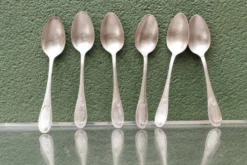 Lot de 12 couverts Ercuis en métal argenté, époque Art nouveau